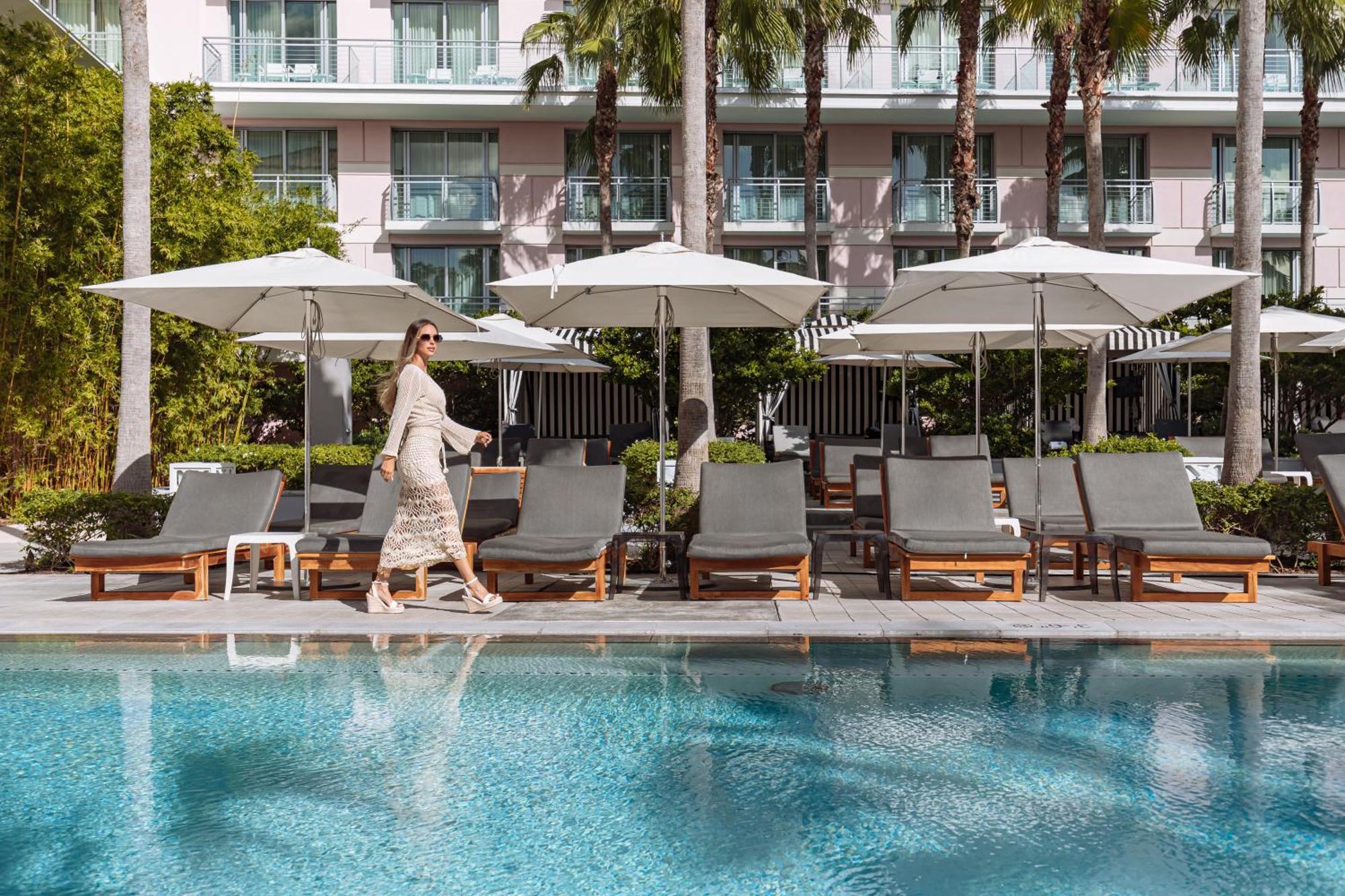 Отель Sls At Baha Mar Нассау Экстерьер фото